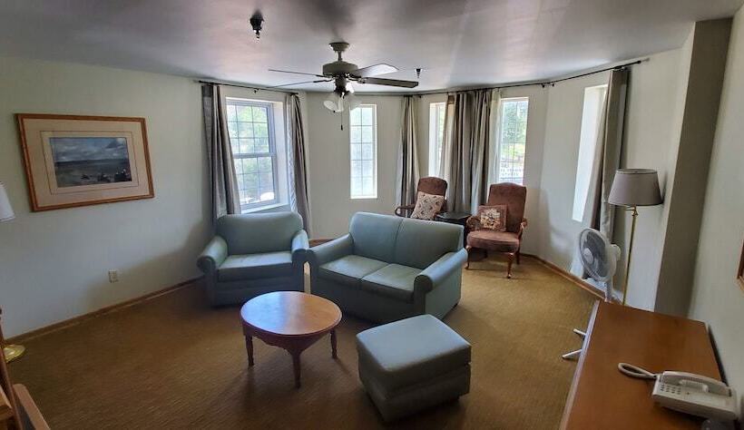 Family Suite, Roosevelt Inn Mount Rushmore