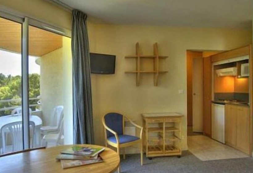Студио Стандарт с Балконом, Résidence Valdys Thalasso & Spa   Les Pins