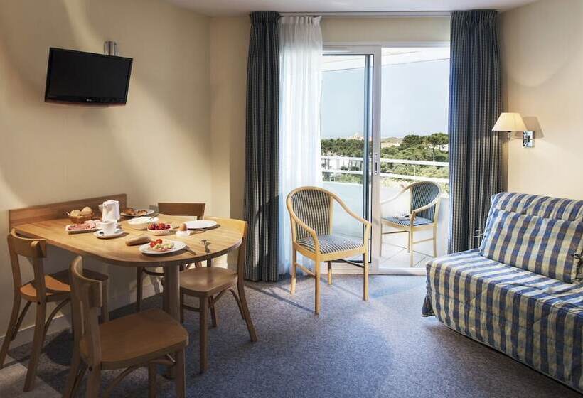 شقة غرفة نوم واحدة مزودة بشُرفة, Résidence Valdys Thalasso & Spa   Les Pins