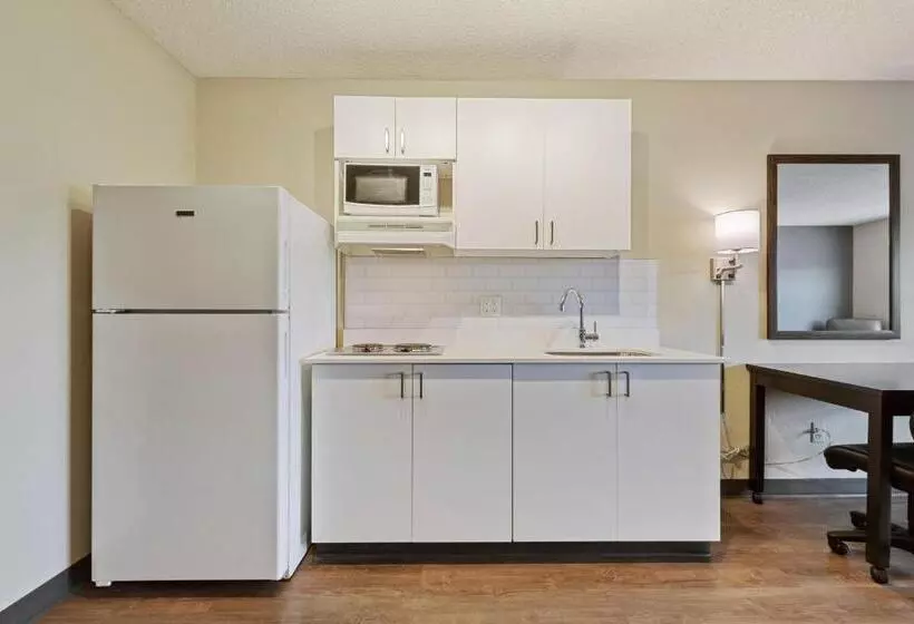 キングサイドベッドのスタンダードワンルーム, Extended Stay America Suites  San Ramon  Bishop Ranch  East