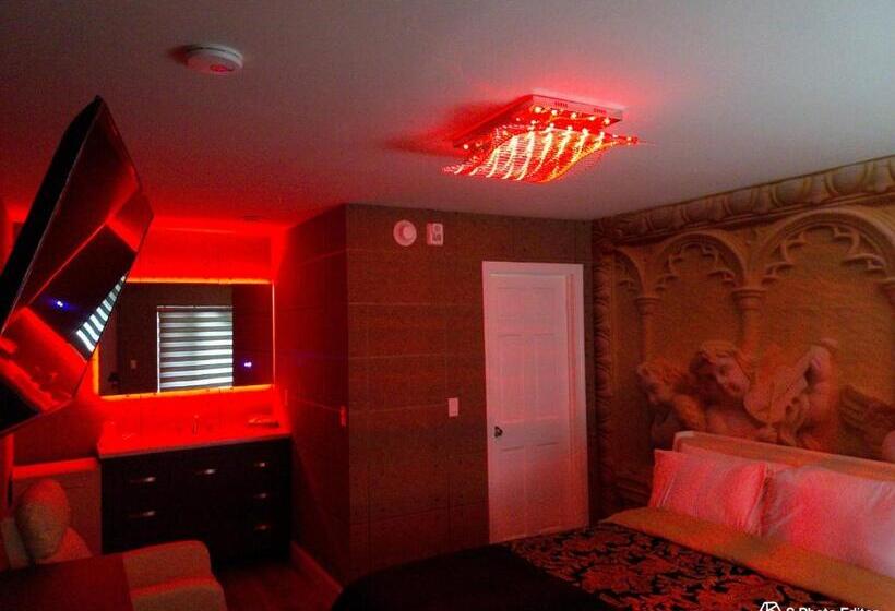 جناح جونيور, Americas Best Value Inn Providence North Scituate