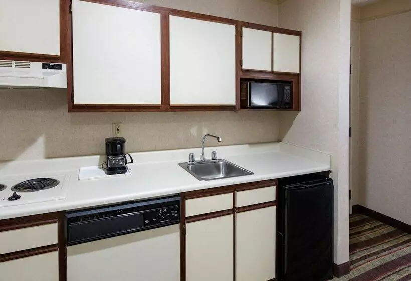 スイート, Comfort Suites Parkersburg South