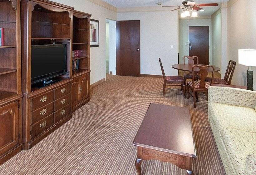 套房, Comfort Suites Parkersburg South