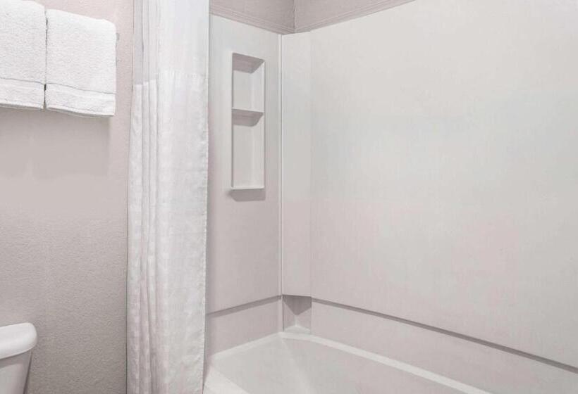 غرفة قياسية سرير كينج, Days Inn By Wyndham Ardmore