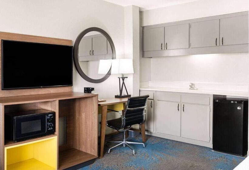 جناح سرير كينج, Days Inn By Wyndham Ardmore