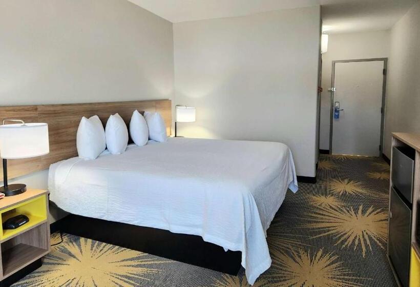 جناح ديلوكس, Days Inn By Wyndham Laplace New Orleans