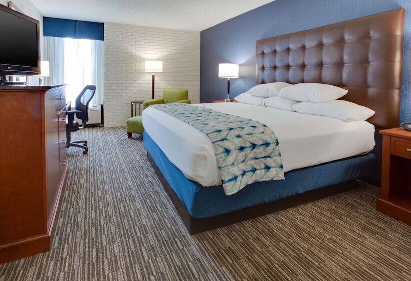 اتاق لوکس, Drury Inn & Suites Nashville Airport