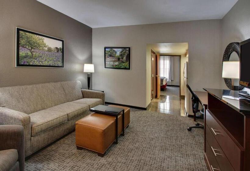 Люкс Кровать Кинг, Drury Inn & Suites San Antonio Northwest Medical Center