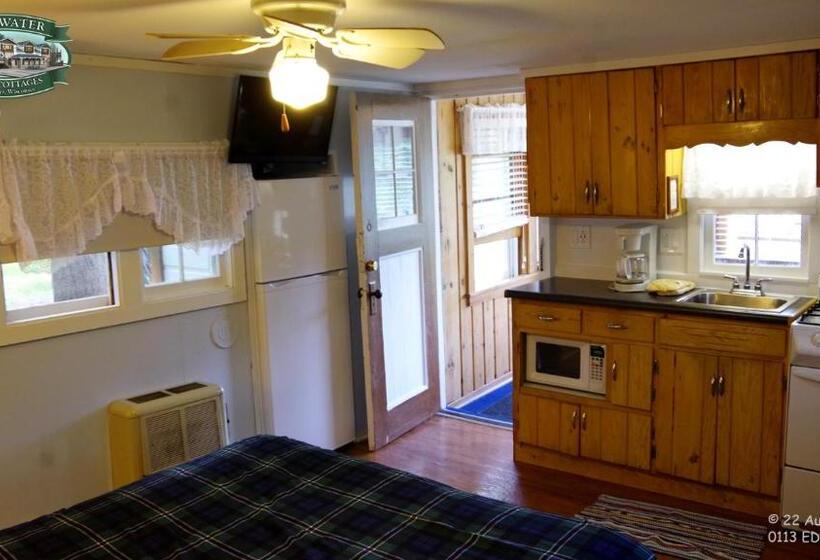 شاليه غرفة نوم واحدة, Edgewater Inn & Cottages