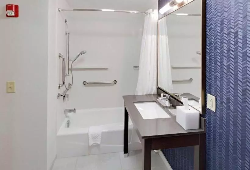 キングサイズベッドのスタンダードルーム, Fairfield By Marriott Youngstown/austintown