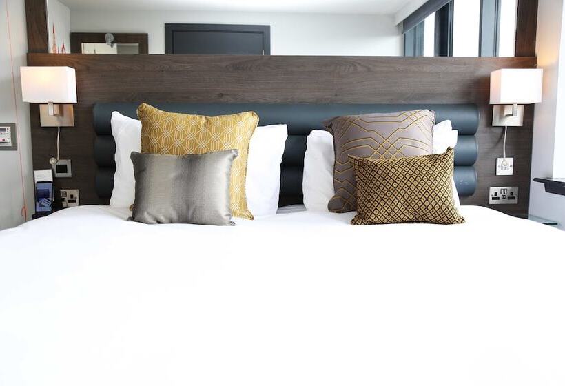 חדר סטנדרט, Haymarket Hub