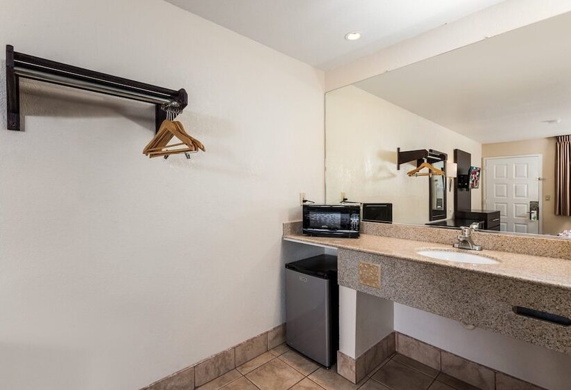 غرفة ديلوكس, Red Roof Inn Stockton