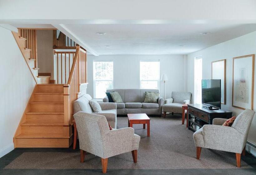 Дом 1 Спальня, Skaneateles Suites