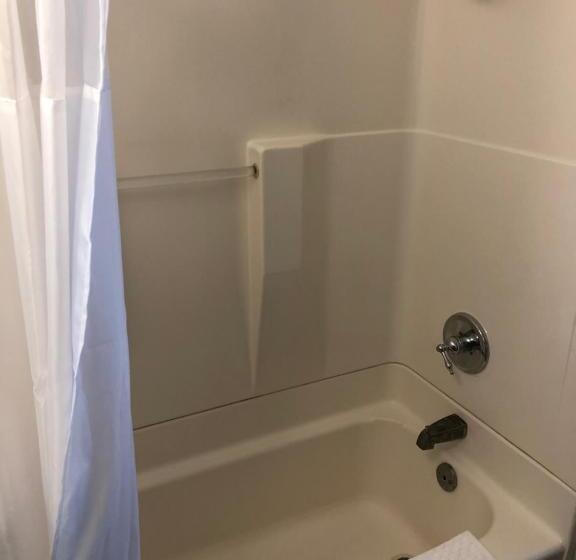 شقة بغرفة نوم واحدة, Tarpon Inn