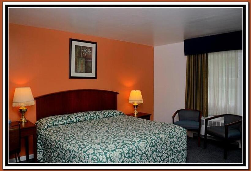 キングサイズベッドのスタンダードルーム, The Cardinal Inn