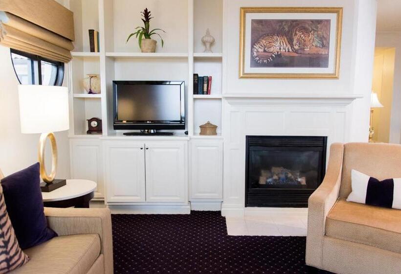 سوییت اجرایی, The Cook Hotel And Conference Center At Lsu