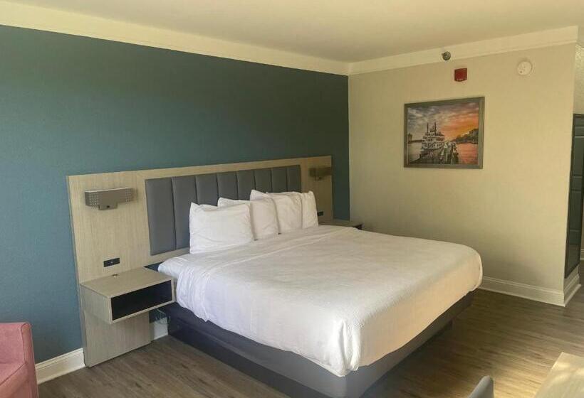 Люкс Кровать Кинг, Wingate By Wyndham Savannah Gateway