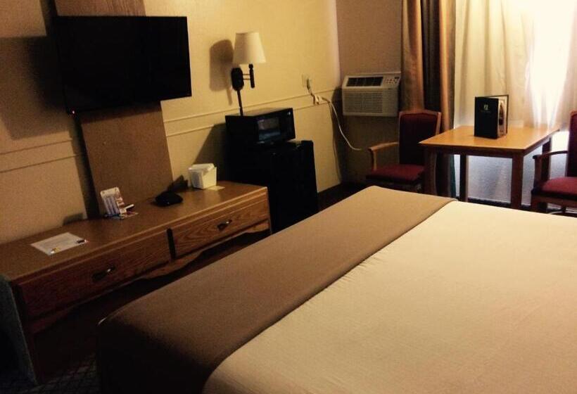 キングサイズベッドのスタンダードルーム, Adventure Inn   Glenwood Springs