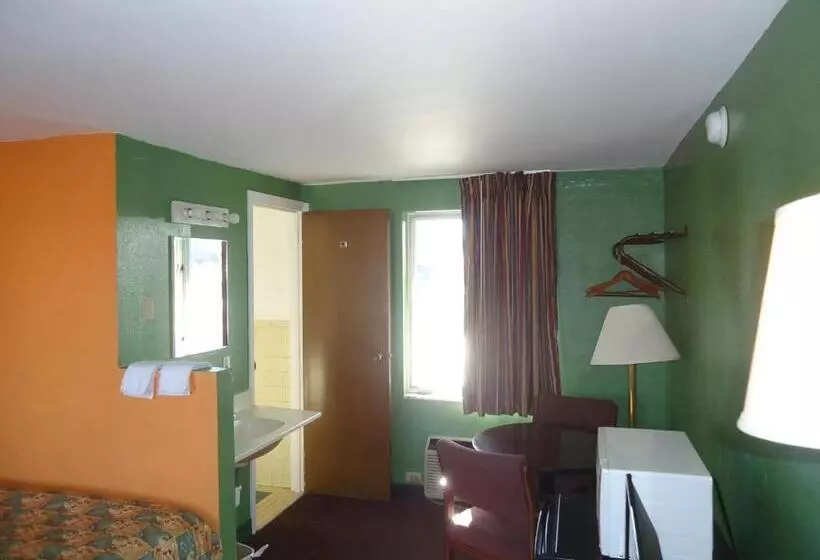 ２ダブルベッドのスタンダードルーム, Budget Host Inn Somerset