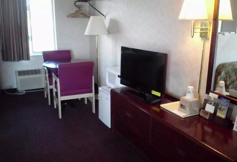 ２ダブルベッドのスタンダードルーム, Budget Host Inn Somerset