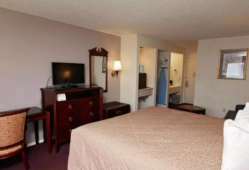 キングサイズベッドのスタンダードルーム, Wintergreen Hotel & Conference Center