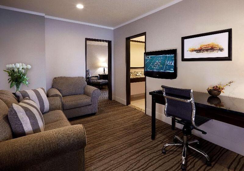 带大床的标准间, Country Inn & Suites By Radisson, Hot Springs, Ar