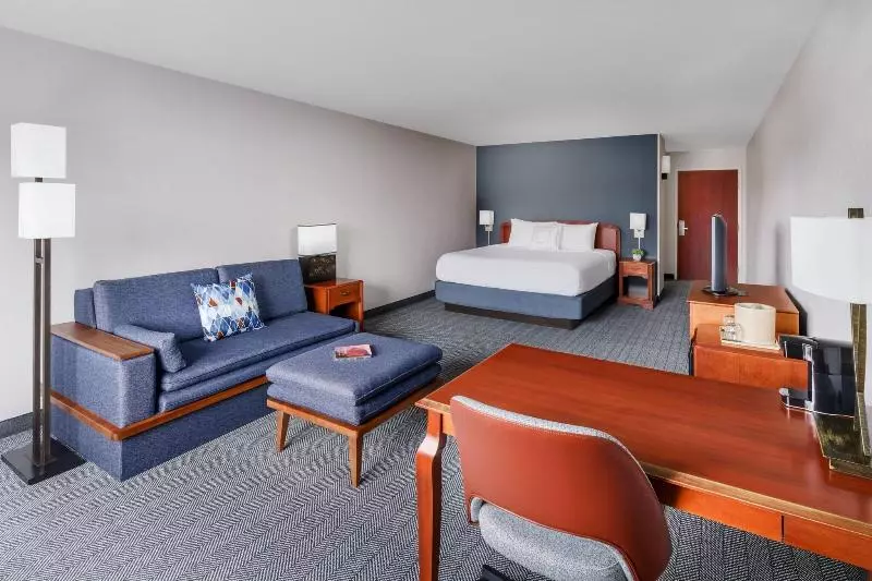 キングサイズベッドのスタンダードルーム, Courtyard By Marriott Sacramento Folsom