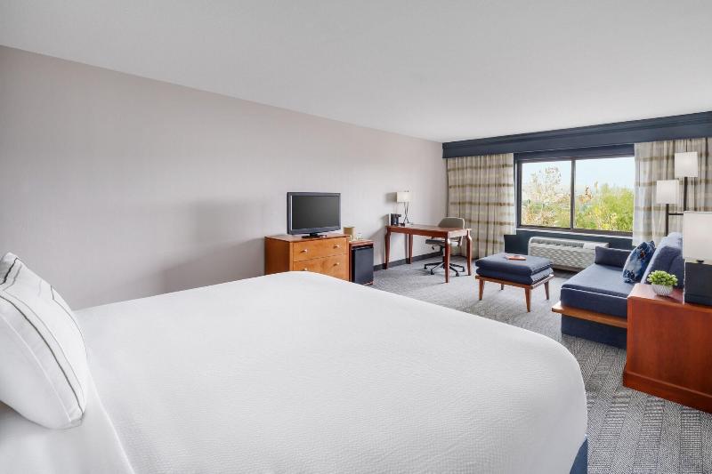 스탠다드 룸 킹사이즈 침대, Courtyard By Marriott Sacramento Folsom