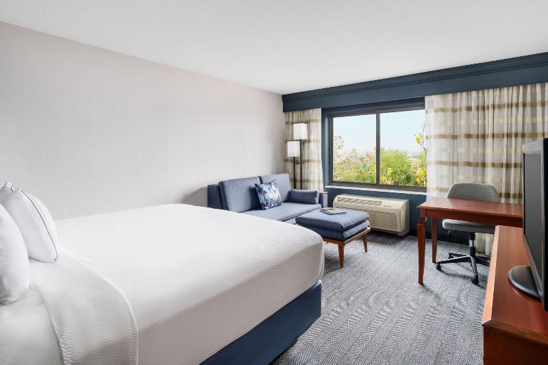 Стандартный Номер Кровать Кинг, Courtyard By Marriott Sacramento Folsom