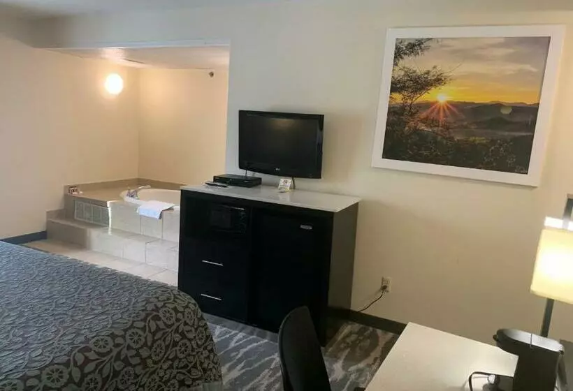 キングサイズベッドのデラックスルーム, Days Inn By Wyndham Budd Lake