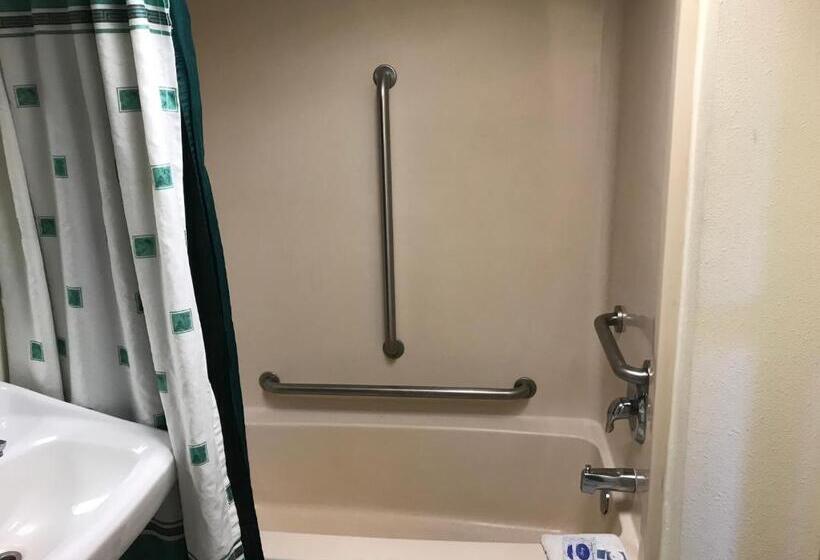 חדר סטנדרט מותאם לאדם עם מוגבלויות, Empire Inn & Suites Absecon/atlantic City