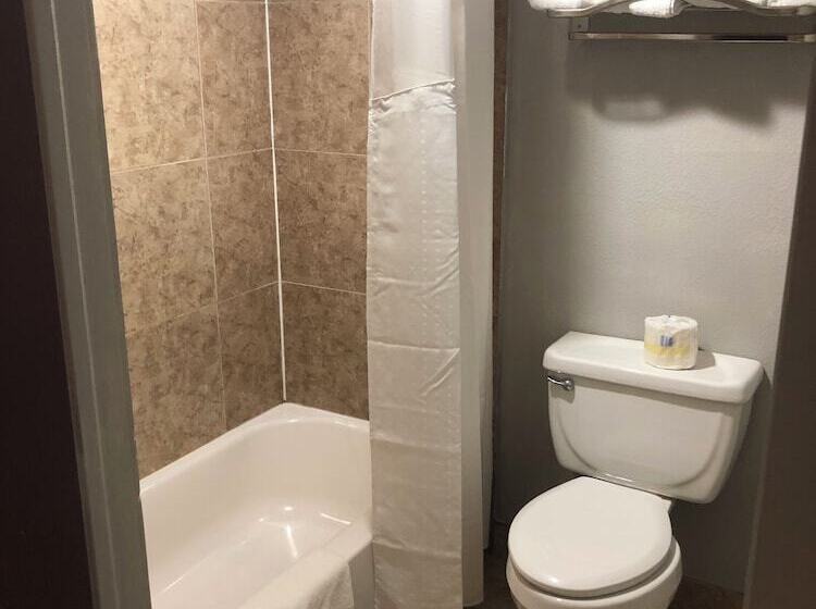 Номер Стандарт, Executive Inn