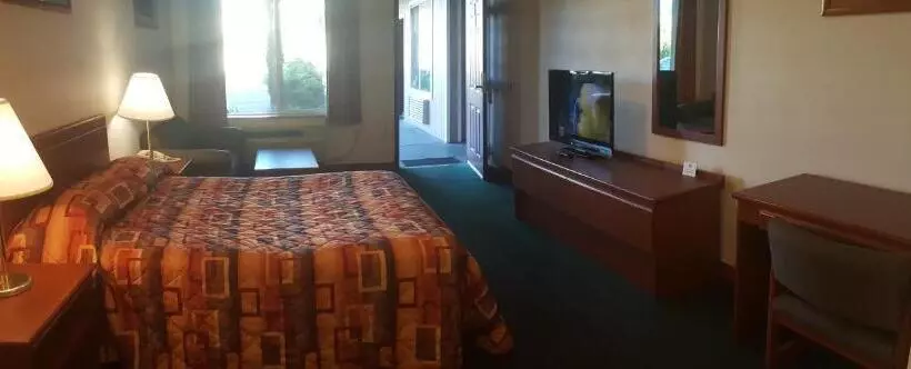 デラックスルーム, Express Inn & Suites Eugene