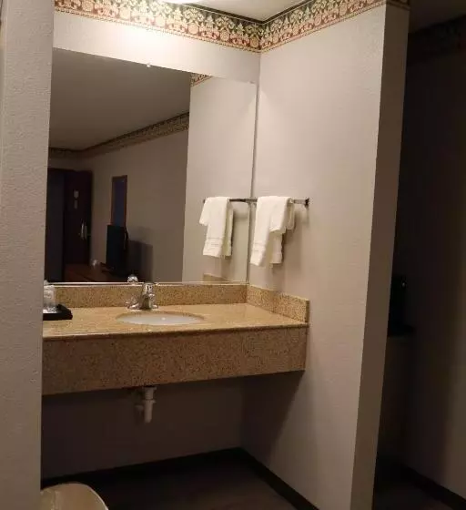 ３ベッドルームスイート, Express Inn & Suites Eugene