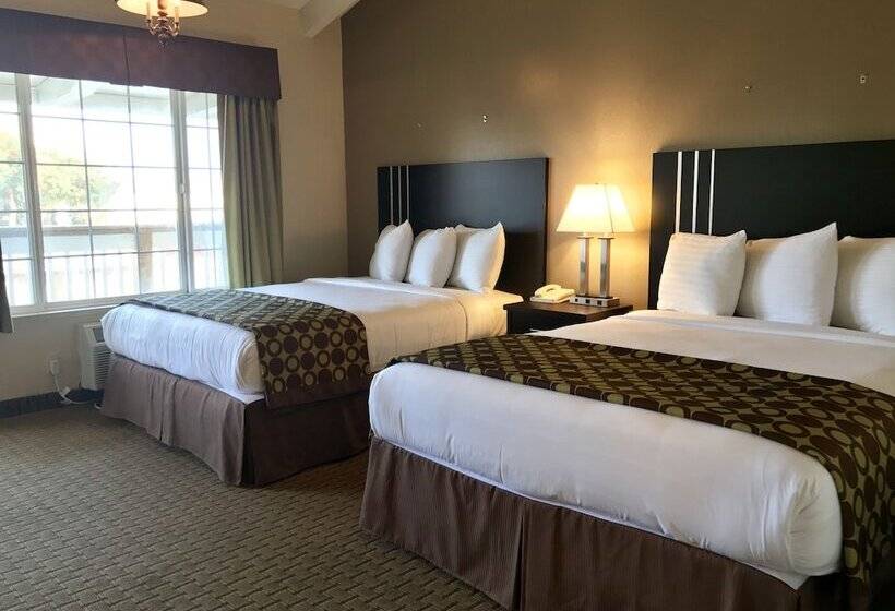 Номер Deluxe с Видом, Fireside Inn