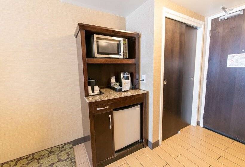 Полулюкс, Hilton Garden Inn Ogden Ut