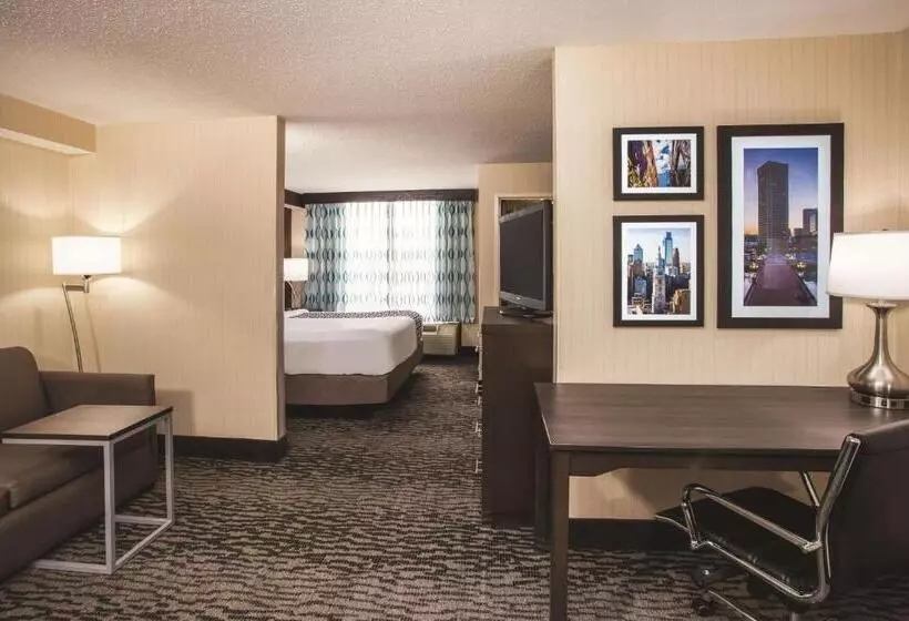 キングサイズベッドのエクゼクティブルーム, La Quinta By Wyndham Newark Elkton