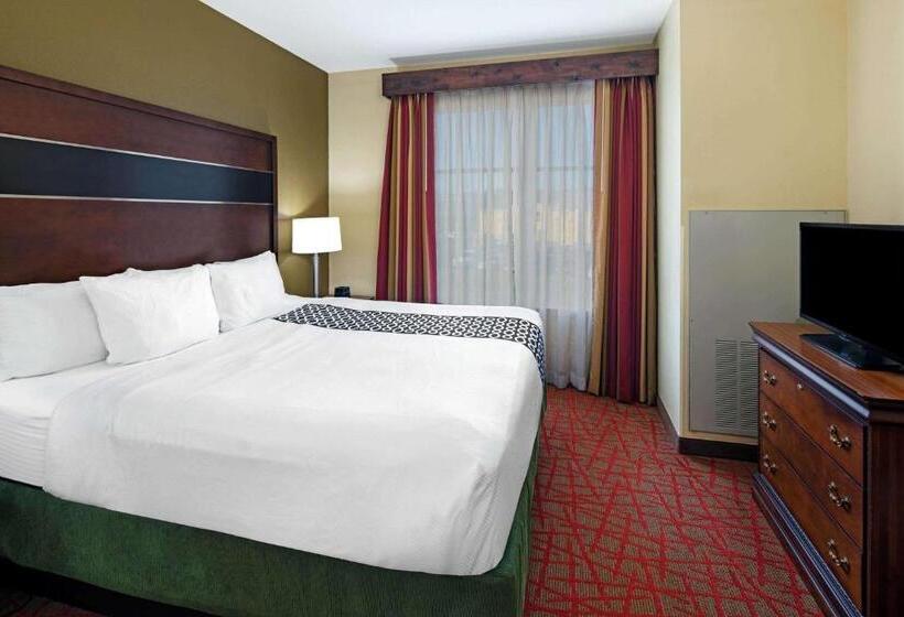 스위트 킹사이즈 침대, La Quinta By Wyndham Oxford   Anniston