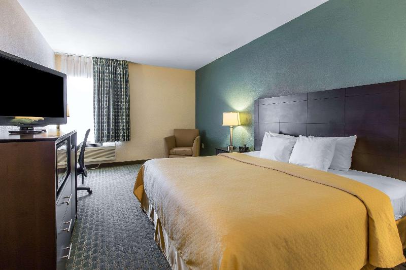 غرفة قياسية سرير كينج, Quality Inn