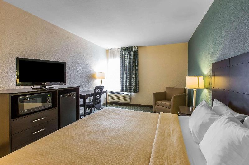 غرفة قياسية سرير كينج, Quality Inn