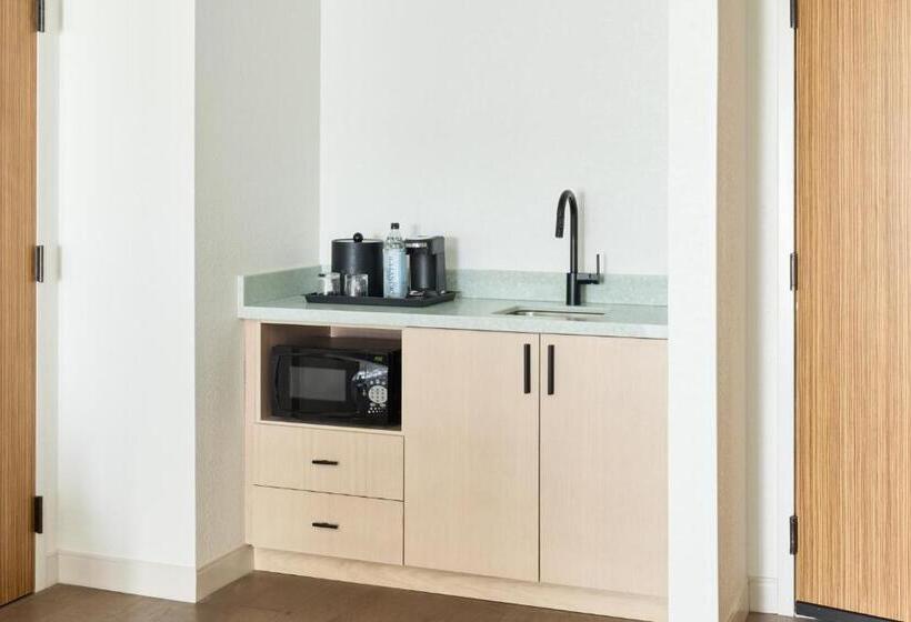 جناح سرير كينج, Renaissance Phoenix Glendale Hotel & Spa