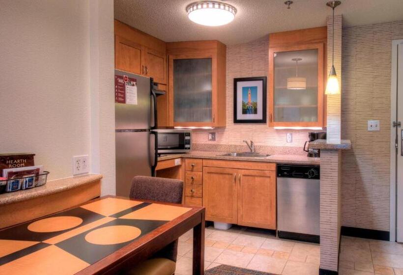 Президентский Люкс, Residence Inn By Marriott Chapel Hill
