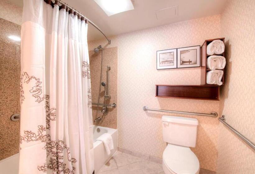 جناح لذوى الاحتياجات الخاصة, Residence Inn By Marriott Chapel Hill