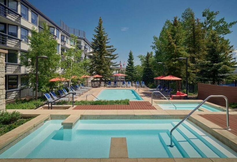 带大床的经典房间, Viewline Resort Snowmass, Autograph Collection