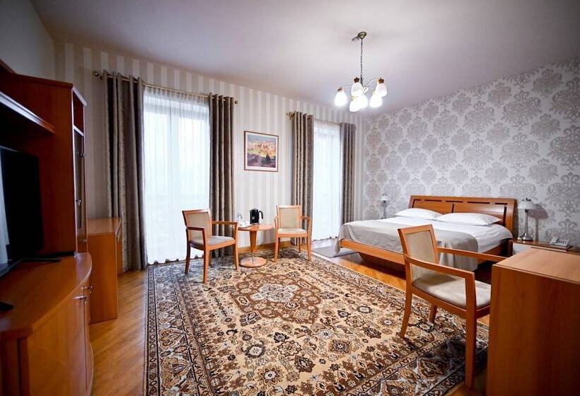 스탠다드 룸, Latar Hotel Complex