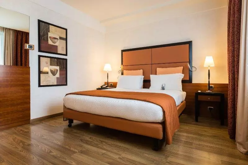 اتاق استاندارد با تخت بزرگ, Americas Best Value Inn & Suites Klamath Falls