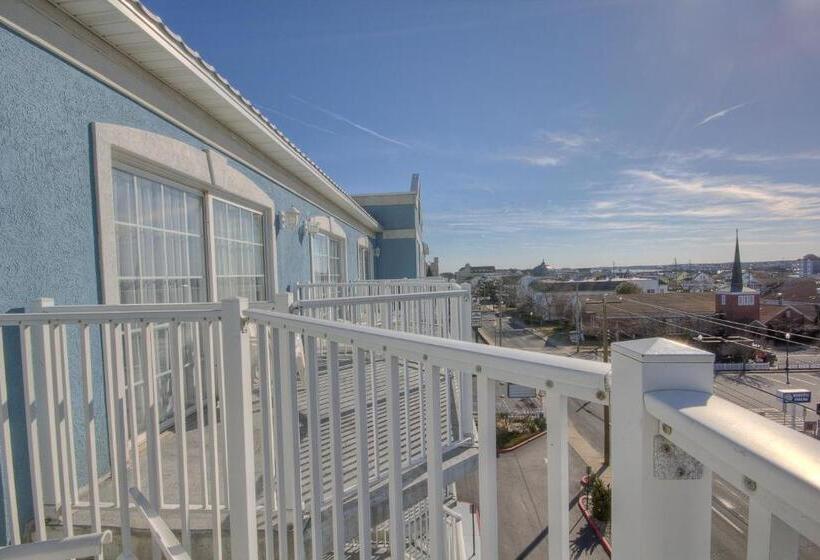 스위트 킹사이즈 침대, Tidelands Caribbean Boardwalk Hotel And Suites