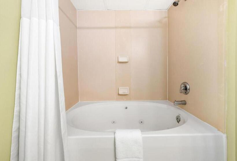 キングサイズベッドのスイートルーム, Tidelands Caribbean Boardwalk Hotel And Suites