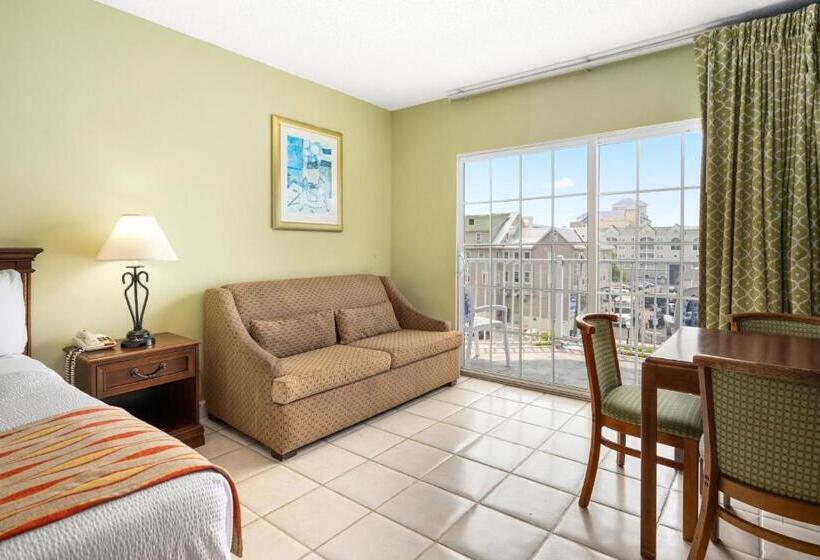 Люкс Кровать Кинг, Tidelands Caribbean Boardwalk Hotel And Suites