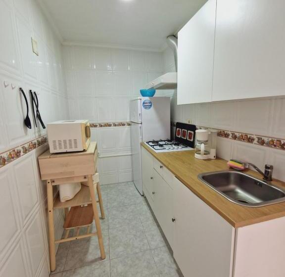 Апартаменты 1 Спальня с Балконом, Hostal Alba